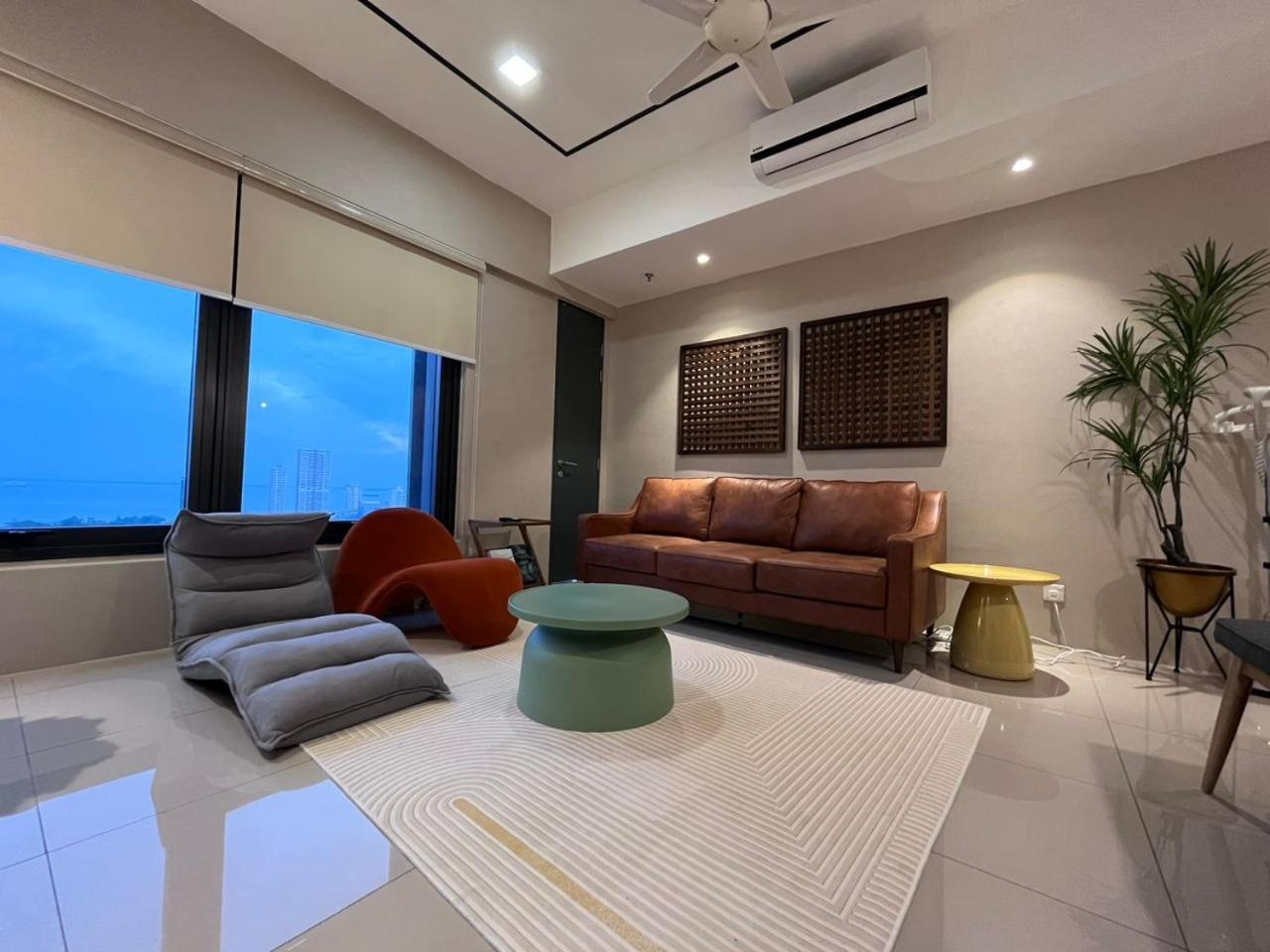 Tropicana 218 X Airlevate Suites George Town Pokój zdjęcie